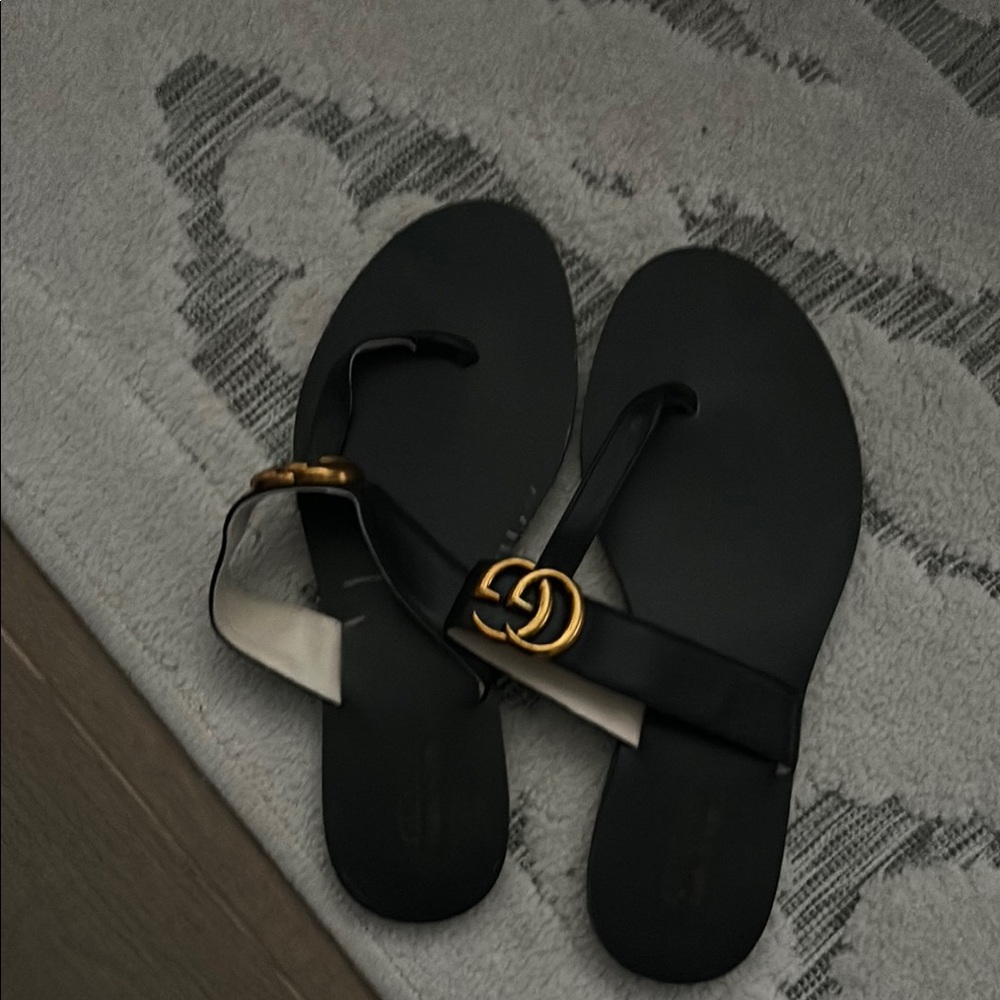 Gucci Black and Gold Sandals with Double G Logo
